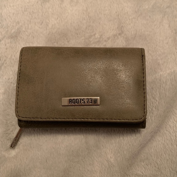 Roots Trifold Clutch Wallet - Picture 1 of 6